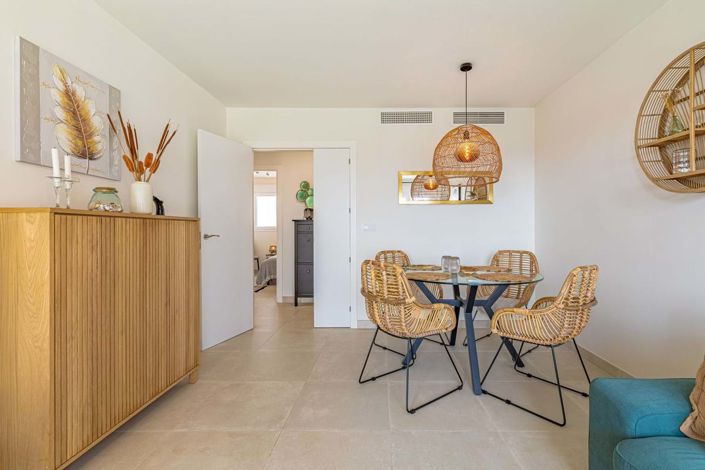 Image No.12-3 Bed Apartment for sale