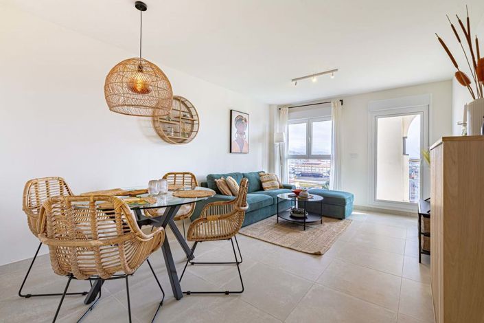 Image No.9-3 Bed Apartment for sale