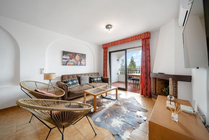 Image No.8-2 Bed Apartment for sale