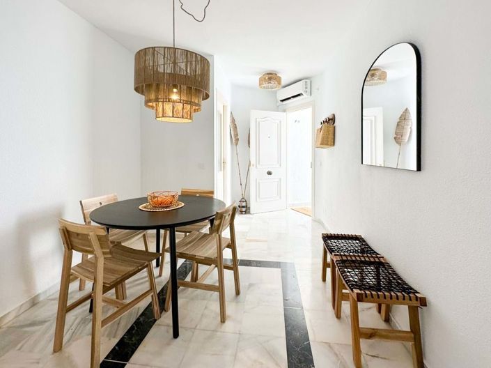 Image No.8-2 Bed Apartment for sale