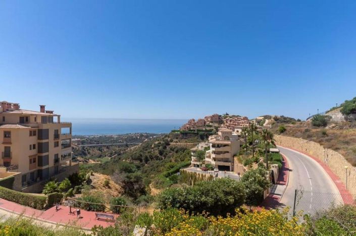 Image No.26-2 Bed Apartment for sale