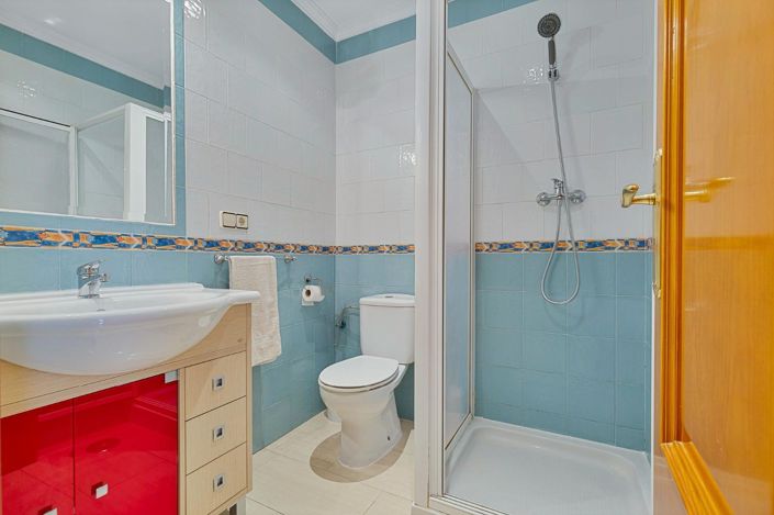 Image No.17-2 Bed Apartment for sale