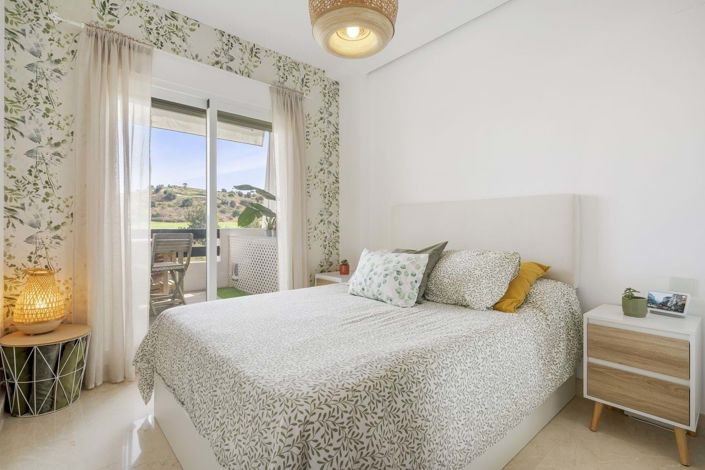 Image No.4-2 Bed Apartment for sale