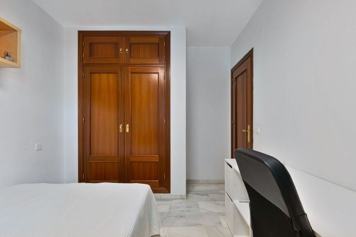 Image No.13-2 Bed Apartment for sale