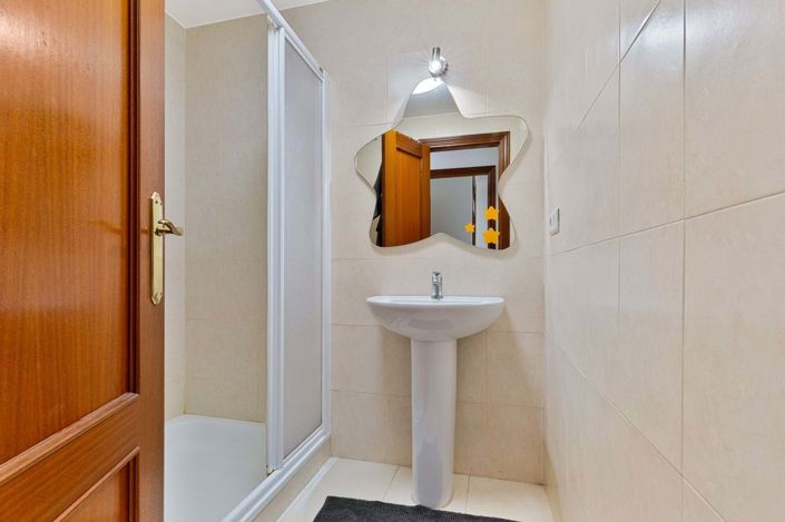 Image No.14-2 Bed Apartment for sale