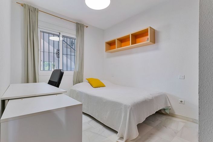 Image No.5-2 Bed Apartment for sale