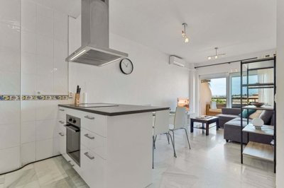 3982-717684-78d1f4f8b6655591b02d22fabb36a692d