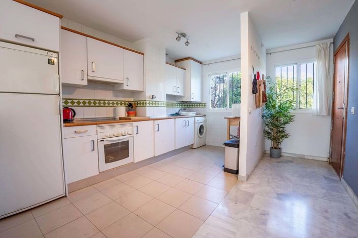 Image No.4-2 Bed Apartment for sale