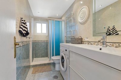 3982-731236-78d1f4f8b6655591b02d22fabb36a692d