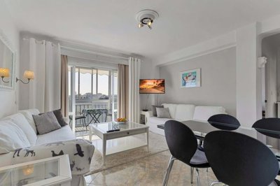 3982-731236-78d1f4f8b6655591b02d22fabb36a692d