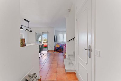 3982-727680-78d1f4f8b6655591b02d22fabb36a692d