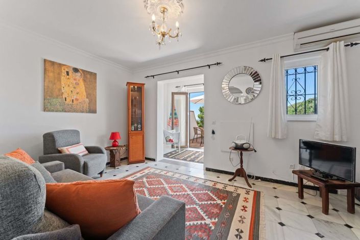 Image No.3-2 Bed Townhouse for sale