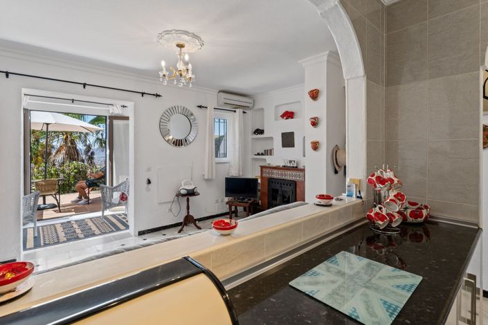 Image No.5-2 Bed Townhouse for sale