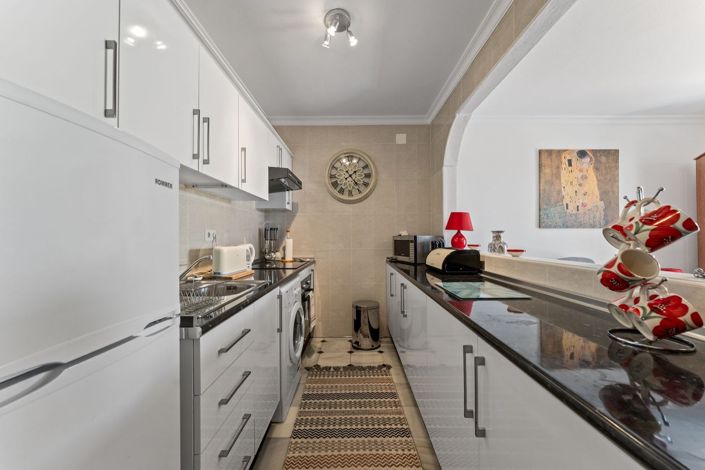 Image No.7-2 Bed Townhouse for sale