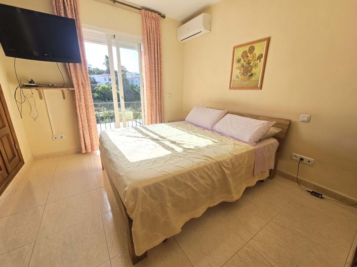 Image No.3-3 Bed Townhouse for sale