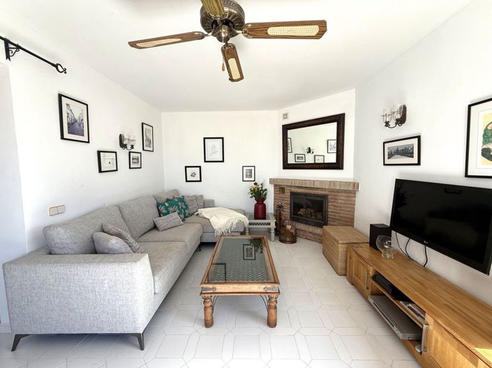 Image No.10-3 Bed Apartment for sale