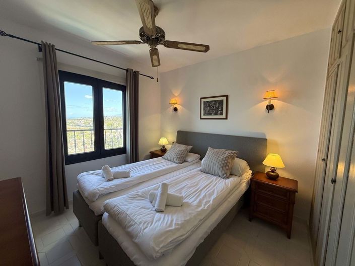 Image No.8-3 Bed Apartment for sale