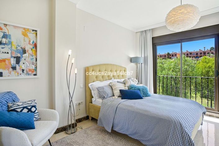 Image No.5-3 Bed Villa for sale