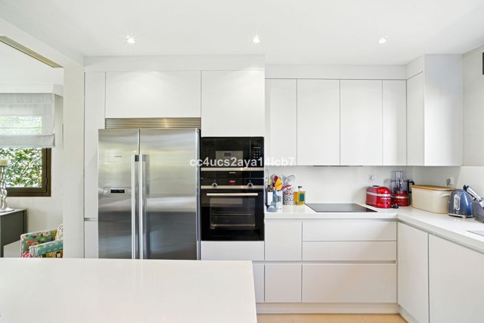 Image No.7-3 Bed Villa for sale