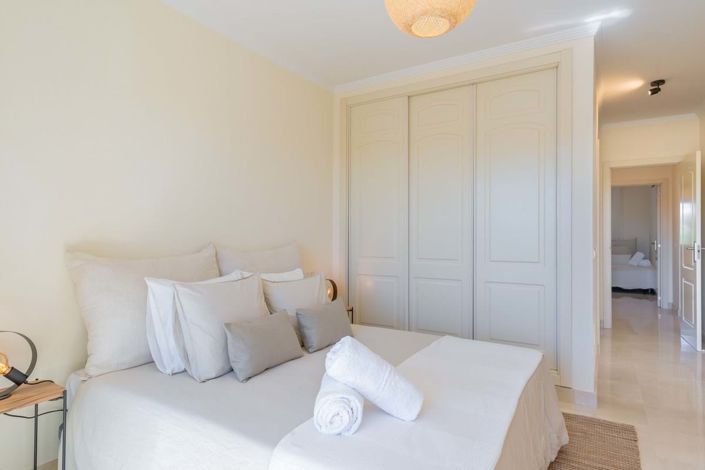 Image No.10-2 Bed Apartment for sale