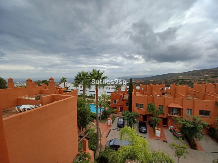 Image No.2-2 Bed Townhouse for sale