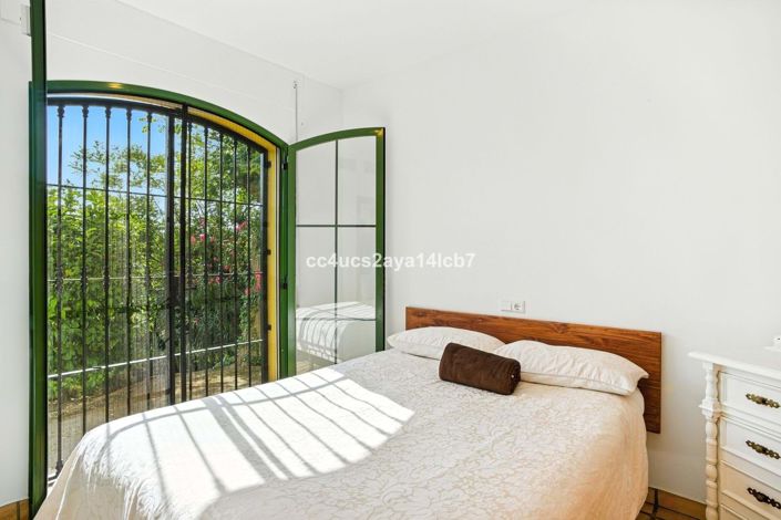 Image No.25-3 Bed Villa for sale