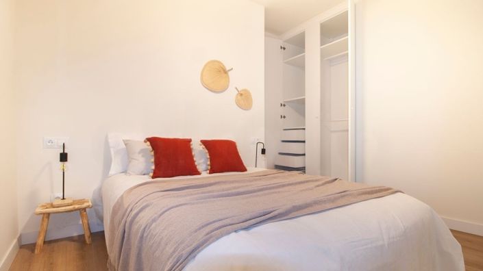 Image No.13-2 Bed Apartment for sale