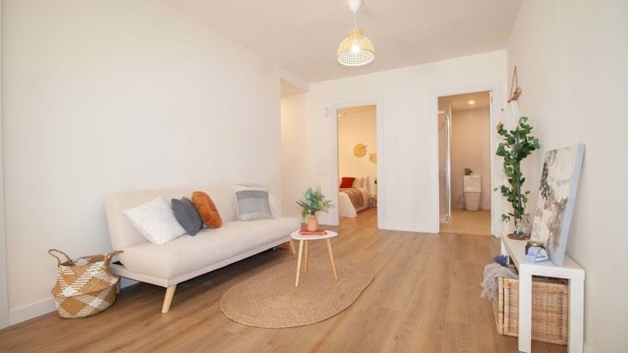 Image No.8-2 Bed Apartment for sale