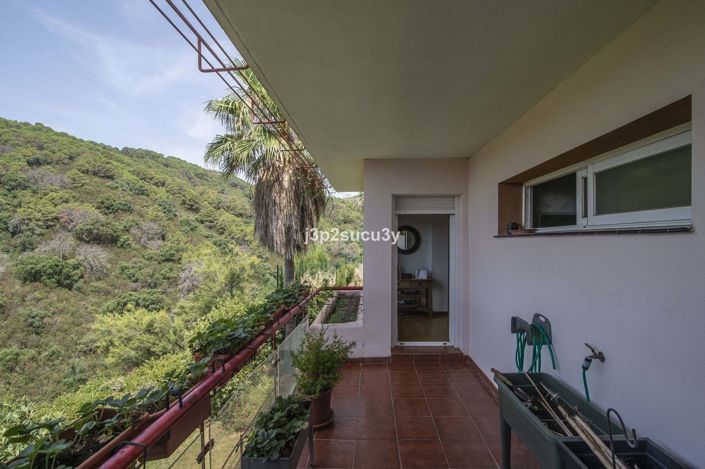 Image No.28-3 Bed Villa for sale