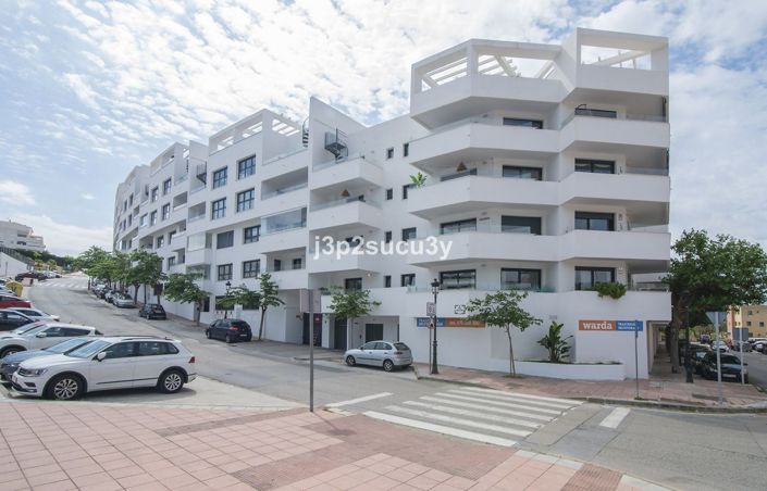 Image No.25-2 Bed Apartment for sale