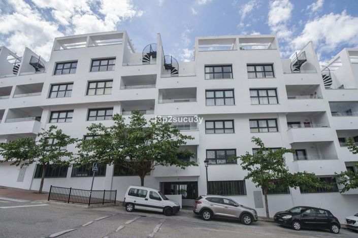 Image No.26-2 Bed Apartment for sale