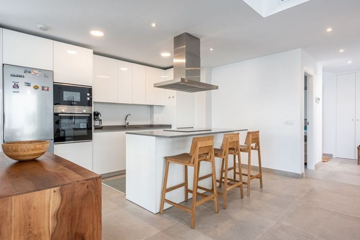 Image No.12-2 Bed Apartment for sale