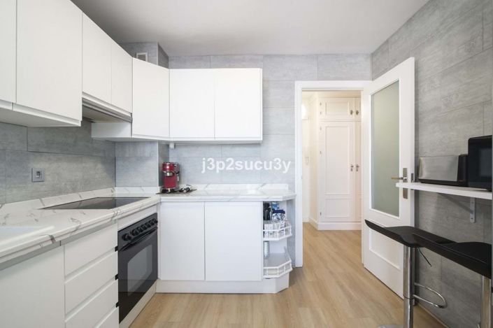 Image No.6-3 Bed Apartment for sale