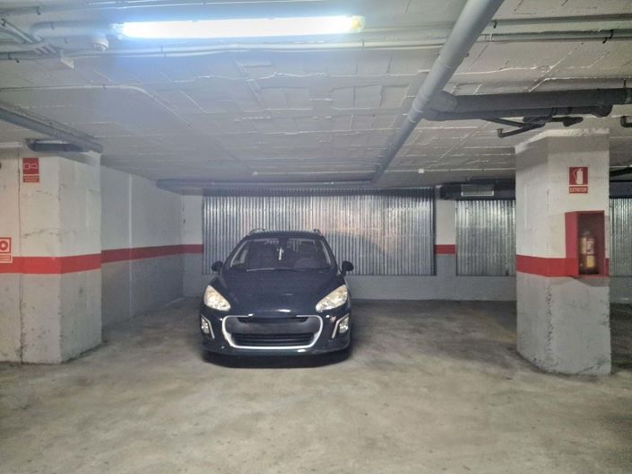 Image No.25-3 Bed Apartment for sale