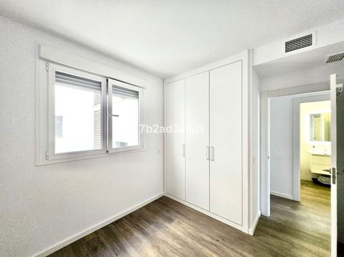 Image No.2-3 Bed Apartment for sale