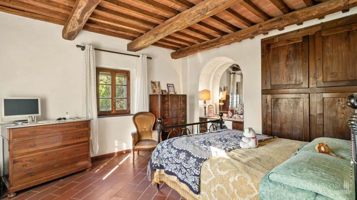 Image No.17-3 Bed Apartment for sale