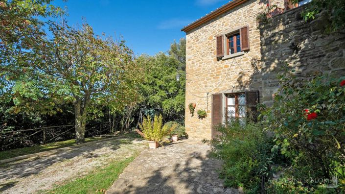 Image No.23-3 Bed Apartment for sale