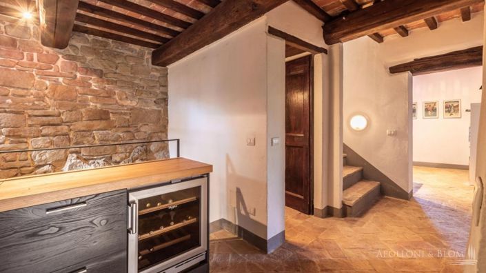 Image No.30-7 Bed Apartment for sale