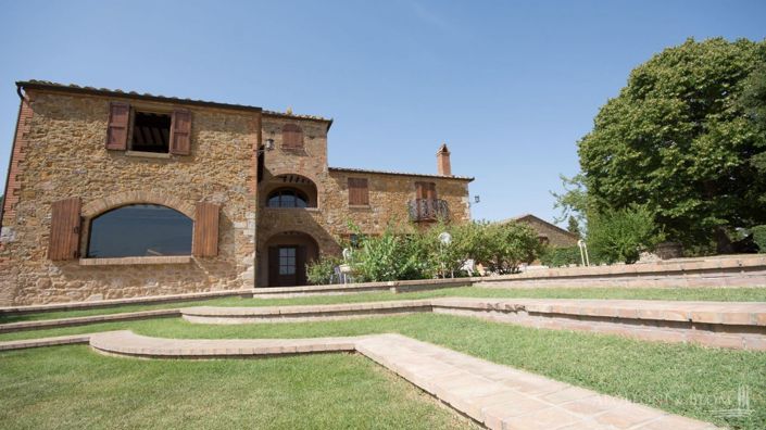 Image No.19-8 Bed Apartment for sale