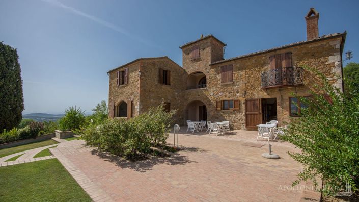 Image No.21-8 Bed Apartment for sale