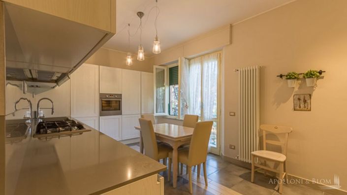 Image No.14-4 Bed Apartment for sale