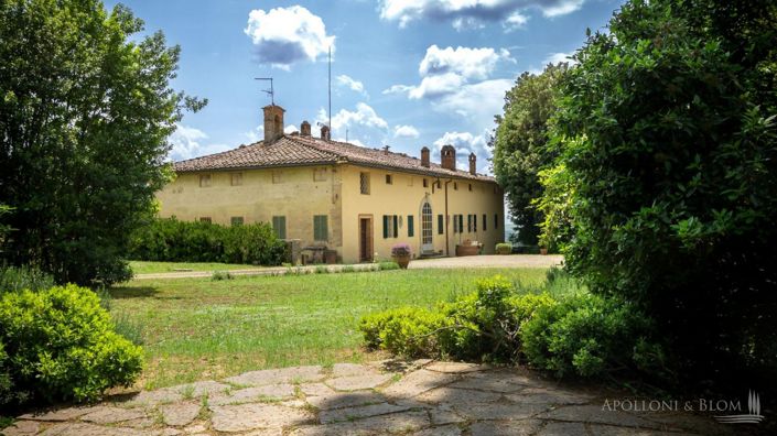 Image No.14-13 Bed Villa for sale