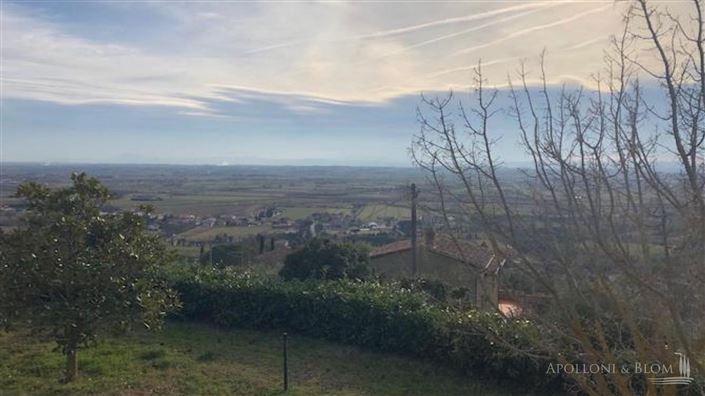 Image No.21-2 Bed Apartment for sale