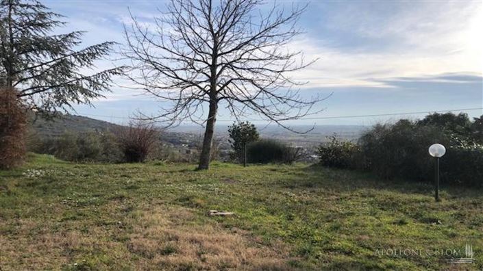 Image No.23-2 Bed Apartment for sale