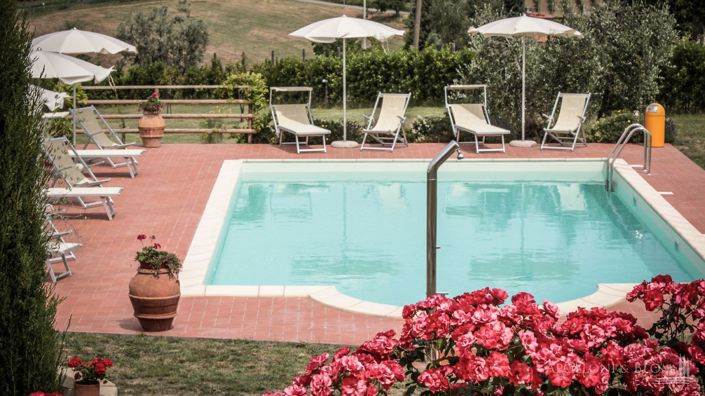 Image No.6-8 Bed Apartment for sale