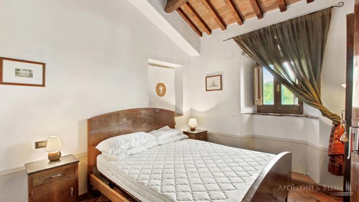 Image No.24-14 Bed Apartment for sale