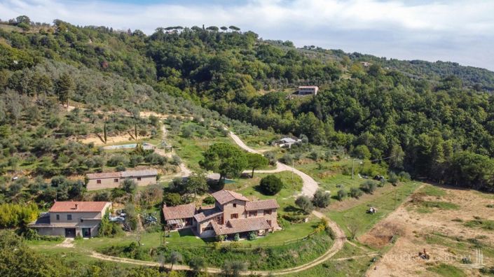 Image No.7-8 Bed Apartment for sale