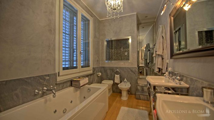 Image No.16-5 Bed Apartment for sale