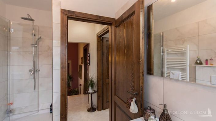 Image No.20-2 Bed Country House for sale