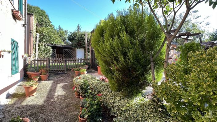 Image No.7-2 Bed Country House for sale